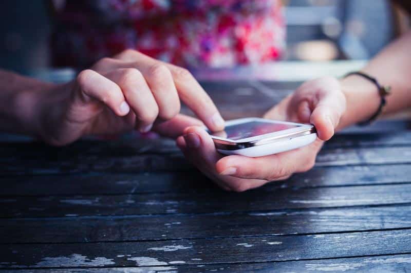 10 Tips for Effective Mobile Website Design